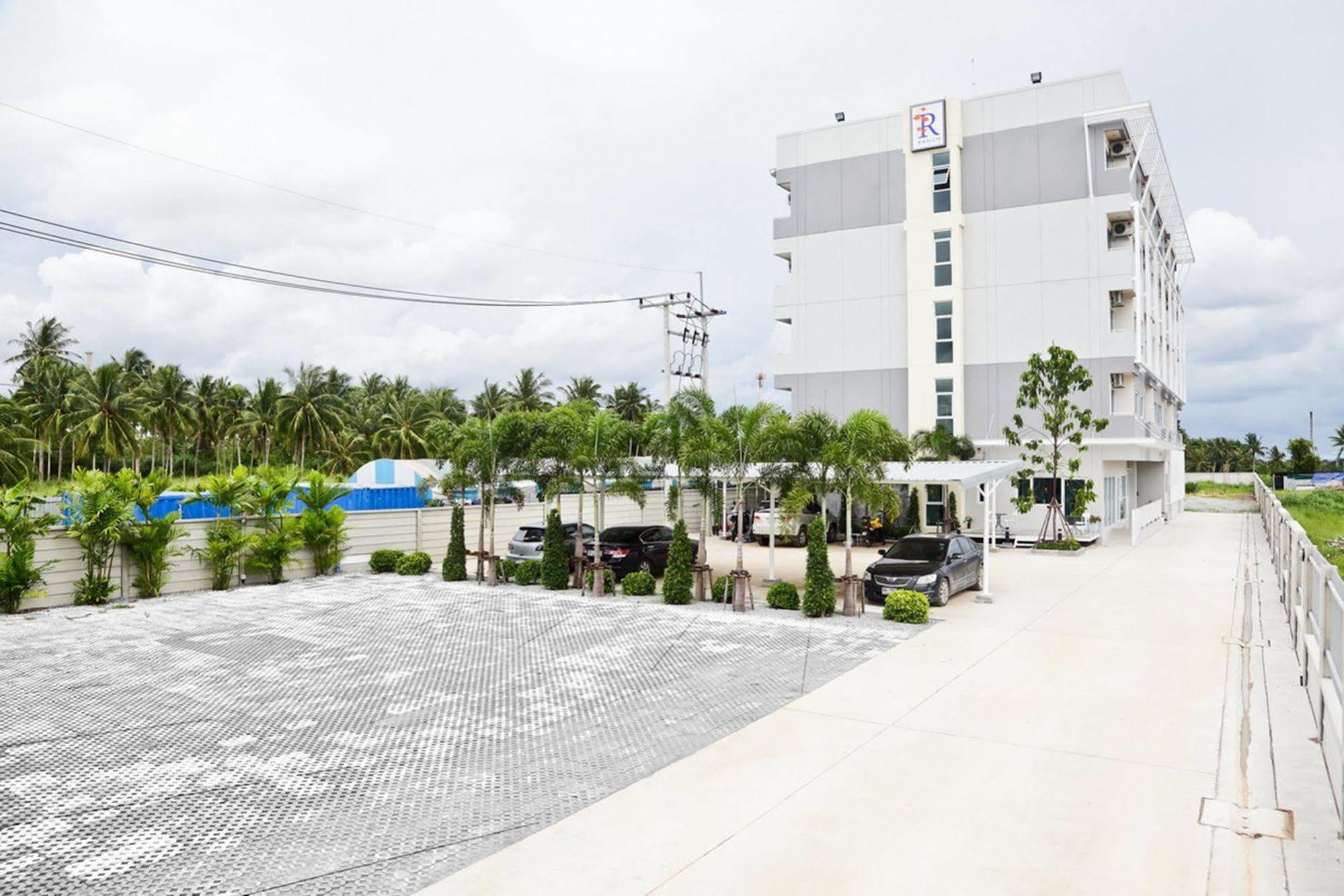 Rangh Place Ban Map Samet Daeng Exterior photo